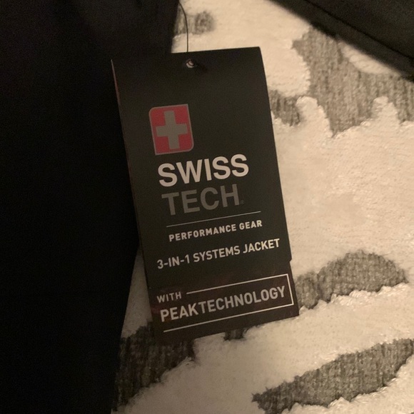 NWT SWISS TECH mens jacket with a hood - Picture 6 of 7